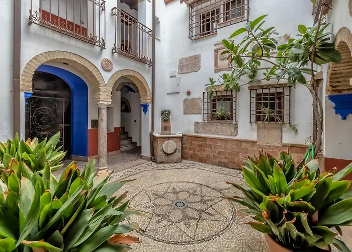 El Capricho De 1849 & Parking *