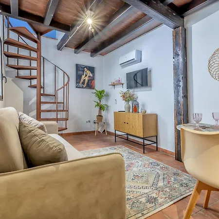 El Capricho De 1849 & Parking Apartment