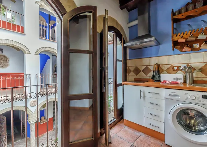 El Capricho De 1849 & Parking Córdova