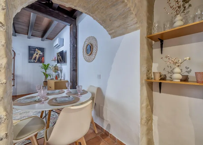 El Capricho De 1849 & Parking