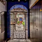 El Capricho De 1849 & Parking *